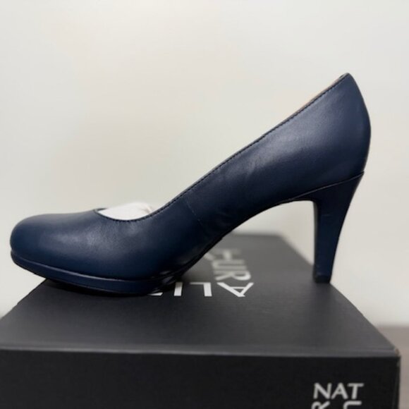 Naturalizer Womens Michelle Navy Classic High Heel Pump - Picture 3 of 3